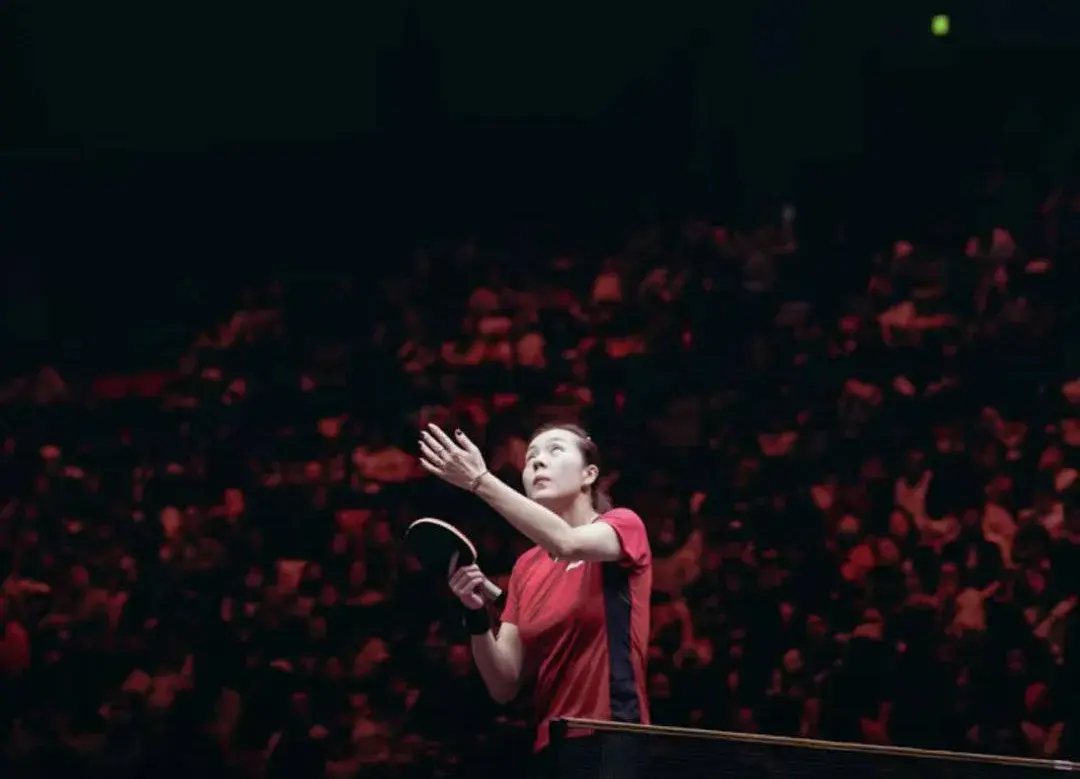 她发球时手, 孙颖莎的发, msn